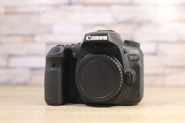 Használt garanciális canon eos 90d dslr tükörreflexes fényképezőgép canon ef és ef-s efs bajonettel aps-c apsc