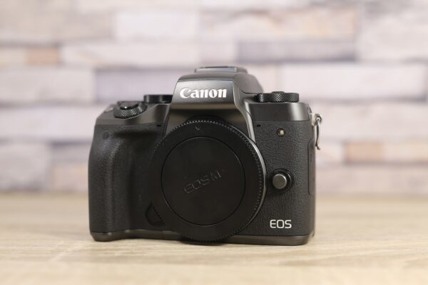 Használt Canon EOS M5 fényképezőgép