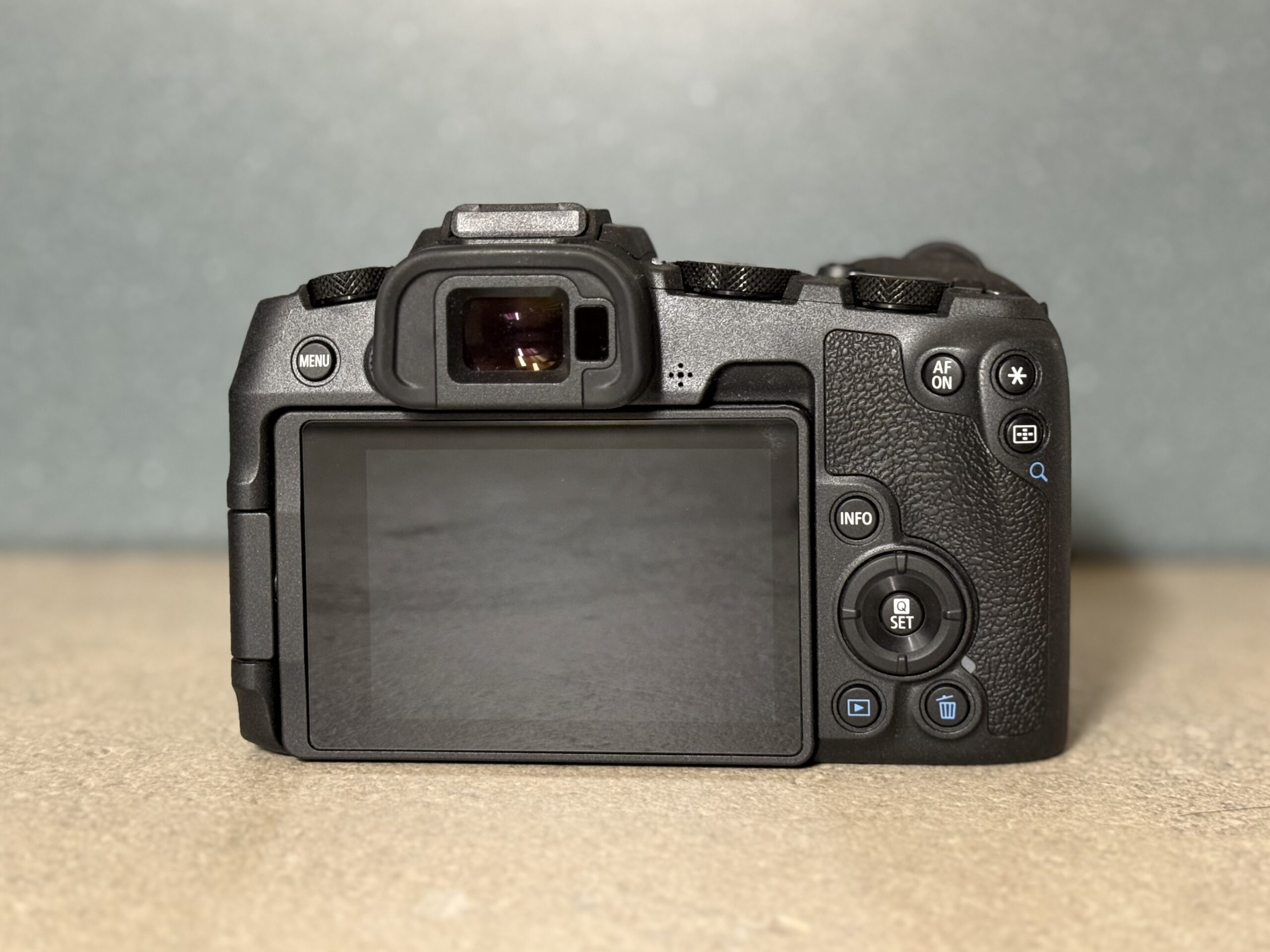 Használt új újszerű garancia canon eos rp r rf milc fullframe hibátlan