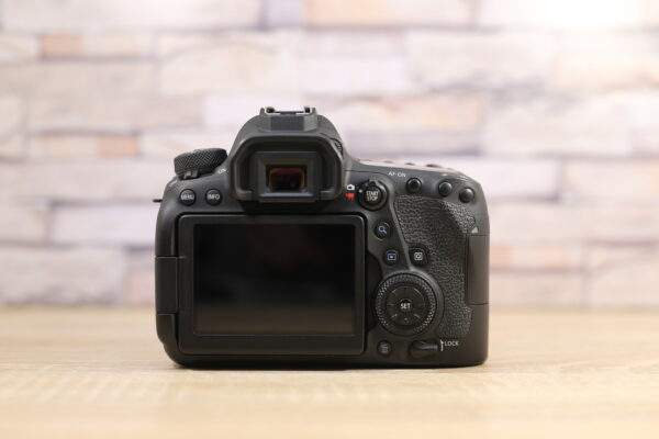 Használt garanciális canon eos 6d mark ii fényképezőgép