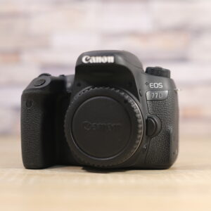 Használt Canon EOS 77D tükörreflexes aps-c szenzoros fényképezőgép