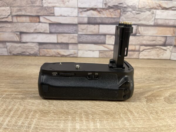 Canon BG-E13 EOS 6D portrémarkolat Neewer