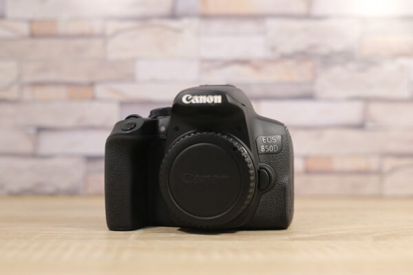 Használt Canon EOS 850D tükörreflexes fényképezőgép garancia