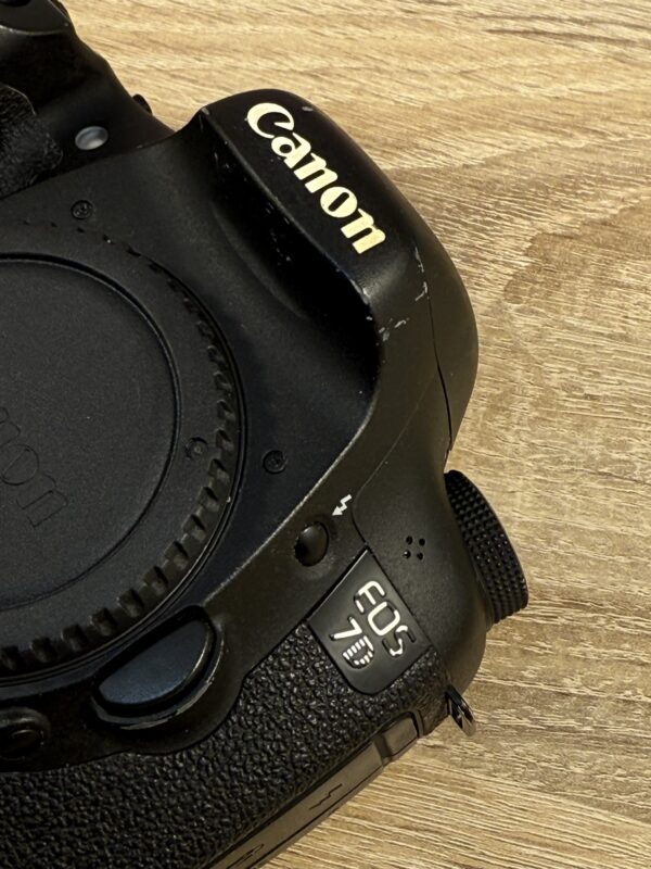Használt Canon EOS 7D tükörreflexes profi fényképezőgép dslr
